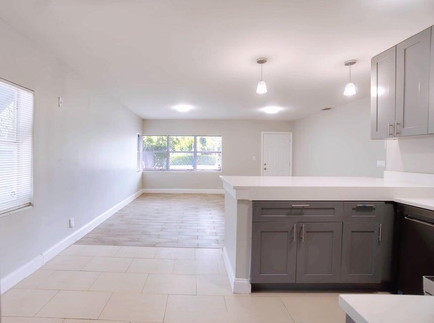 1117 NW 7th Terrace, Fort Lauderdale