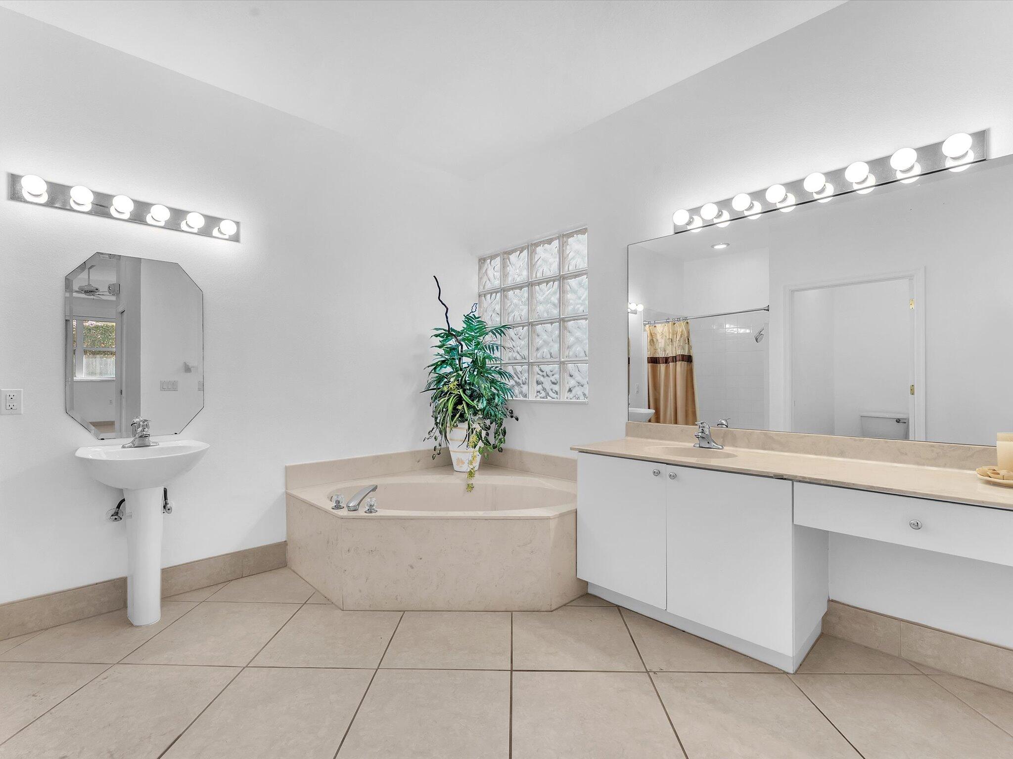 7863 NW 61st Terrace, Parkland