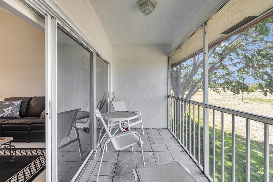 280 NW 67th Street B207, Boca Raton Unit: B207