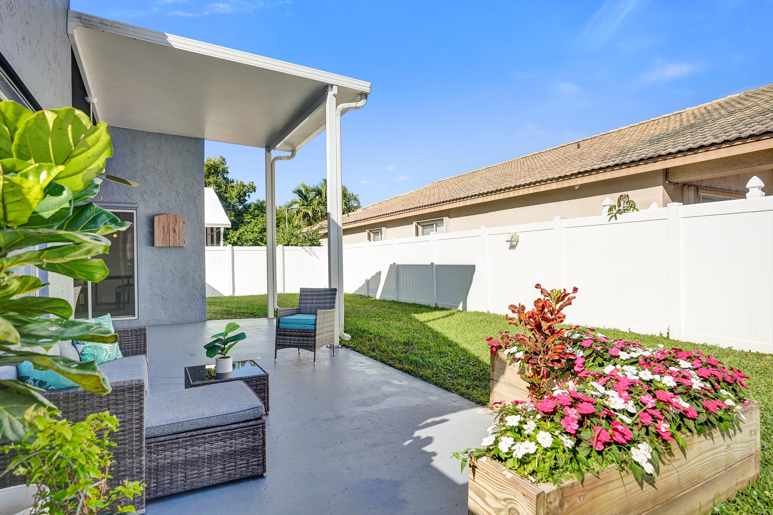 4571 NW 6th Street, Deerfield Beach