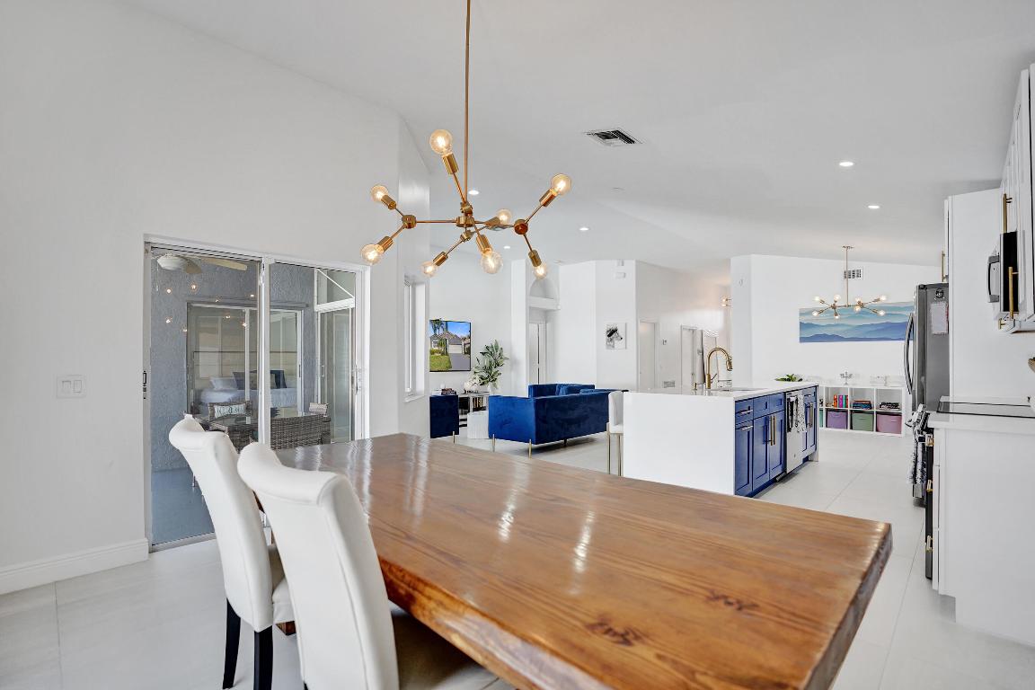 4571 NW 6th Street, Deerfield Beach