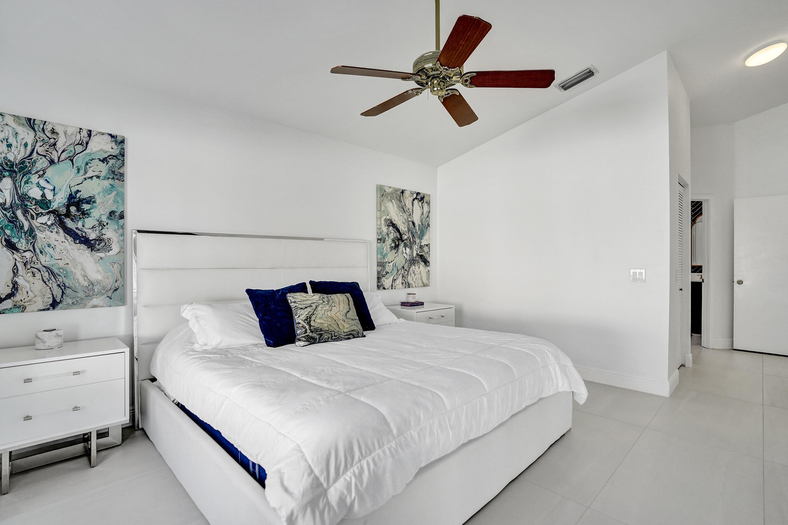 4571 NW 6th Street, Deerfield Beach