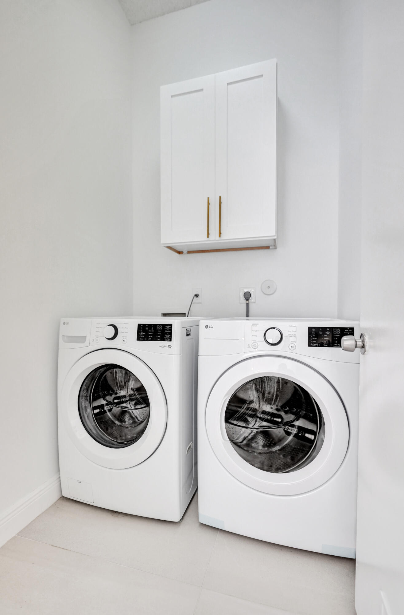 4571 NW 6th Street, Deerfield Beach