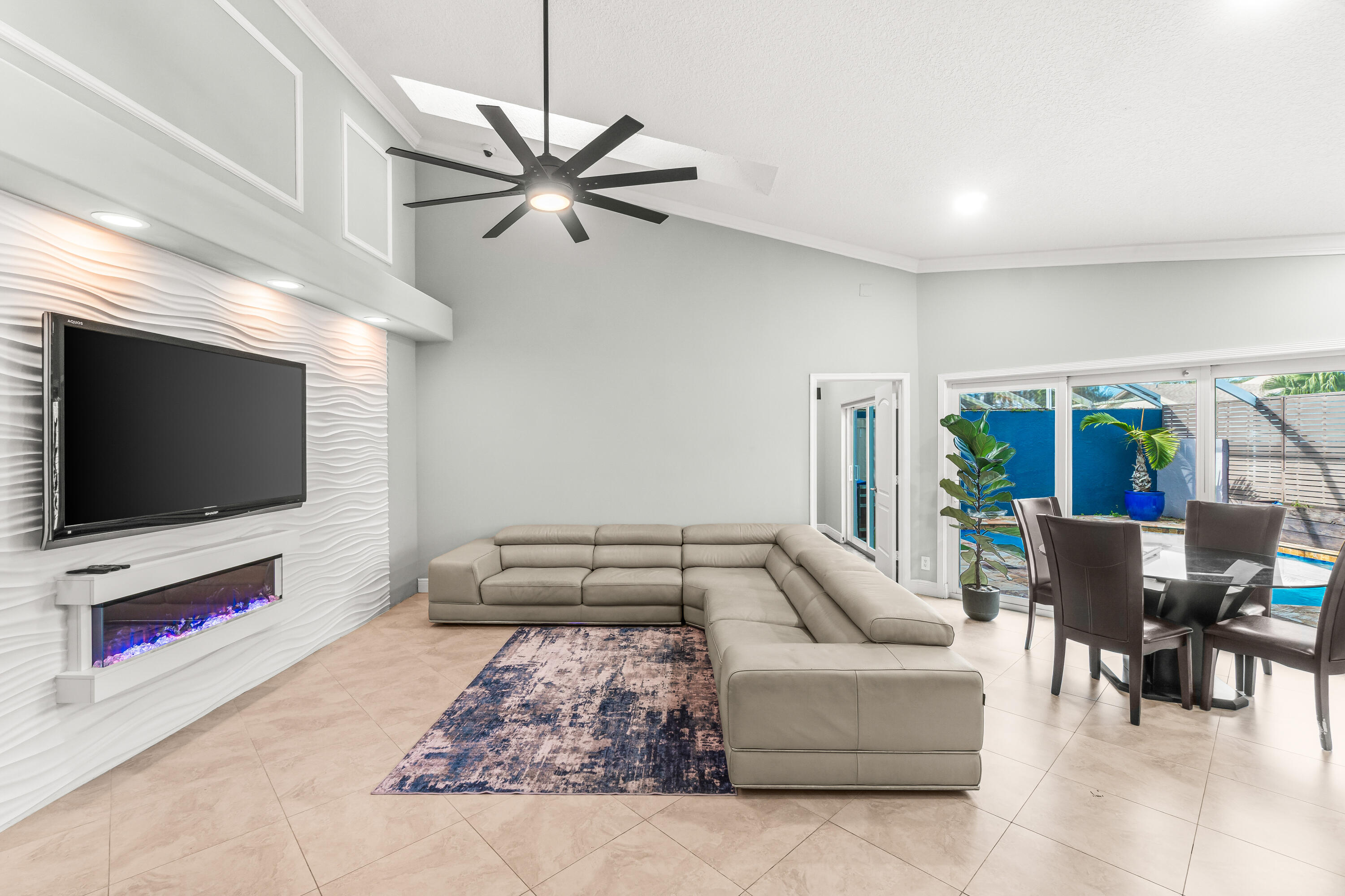 9388 Boca Gardens Parkway B, Boca Raton Unit: B