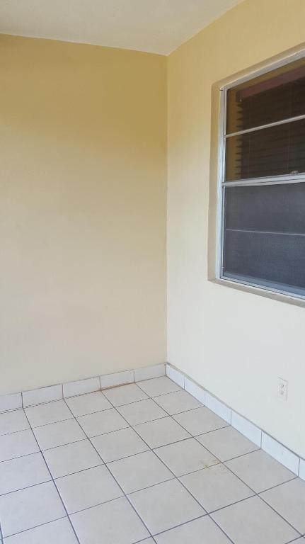 421 NE 1st Street 211, Hallandale Beach Unit: 211