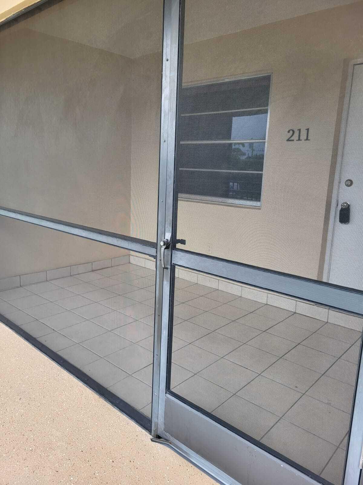 421 NE 1st Street 211, Hallandale Beach Unit: 211