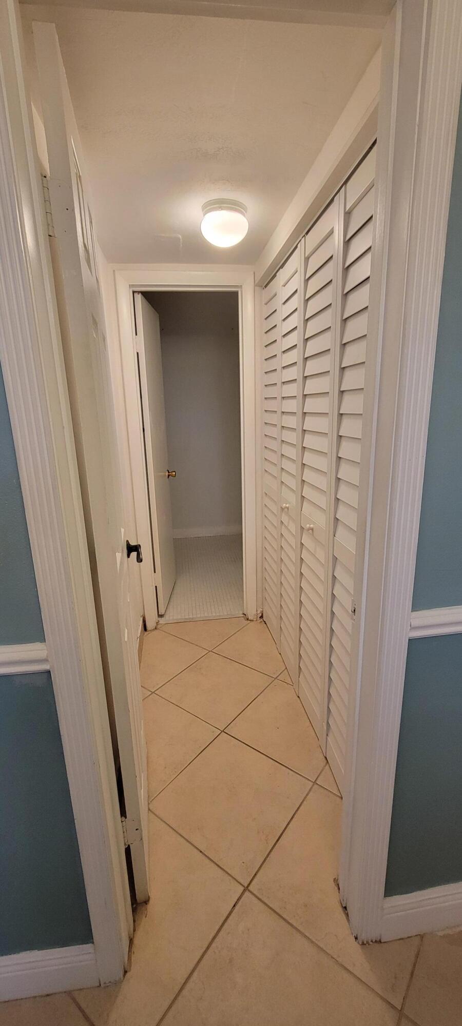 421 NE 1st Street 211, Hallandale Beach Unit: 211