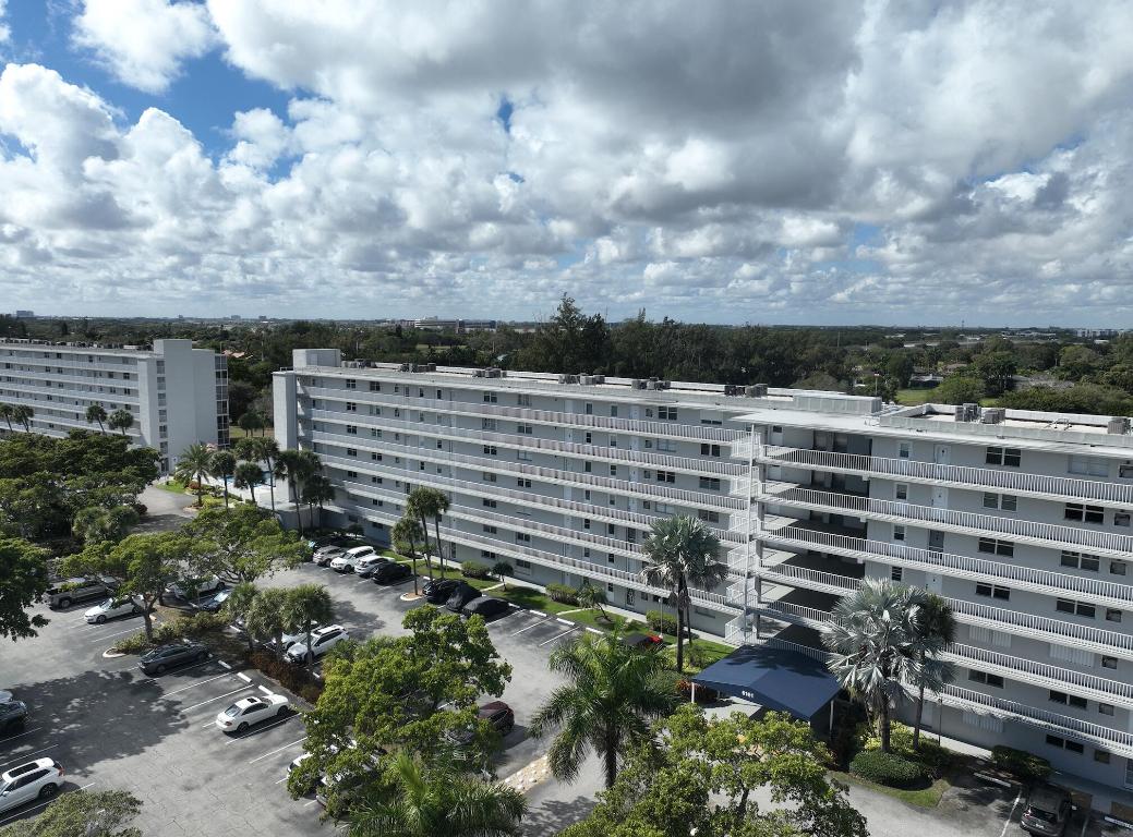 6161 NW 2nd Avenue Ph-M, Boca Raton Unit: Ph-M
