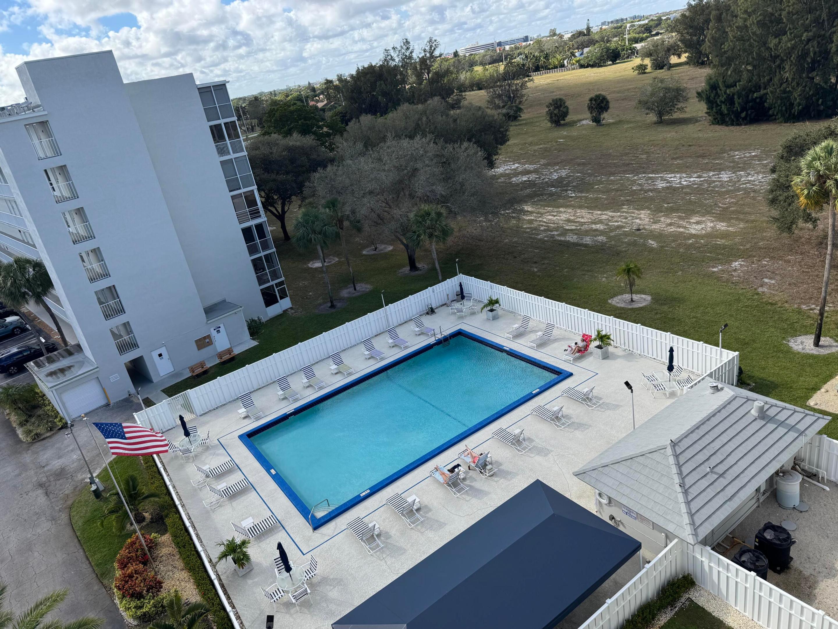 6161 NW 2nd Avenue Ph-M, Boca Raton Unit: Ph-M