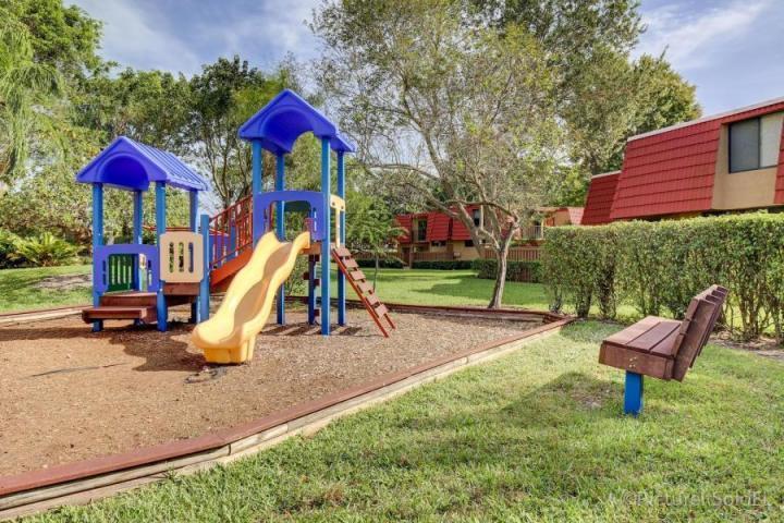 8237 Severn Drive A, Boca Raton Unit: A