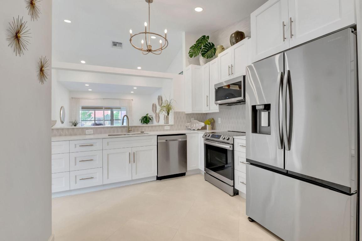 15465 Lake Magnolia Place, Delray Beach