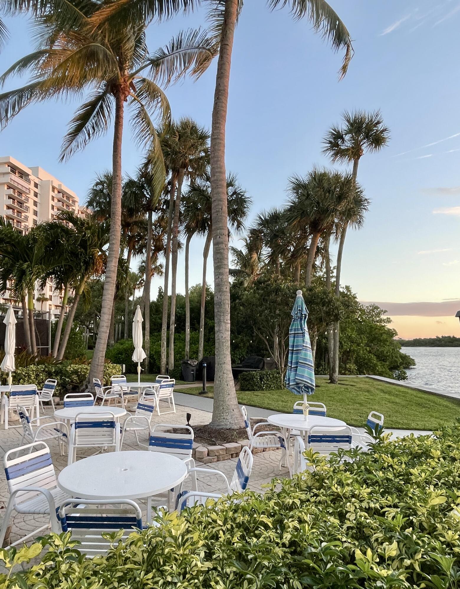 2001 N Ocean Boulevard 301, Boca Raton Unit: 301