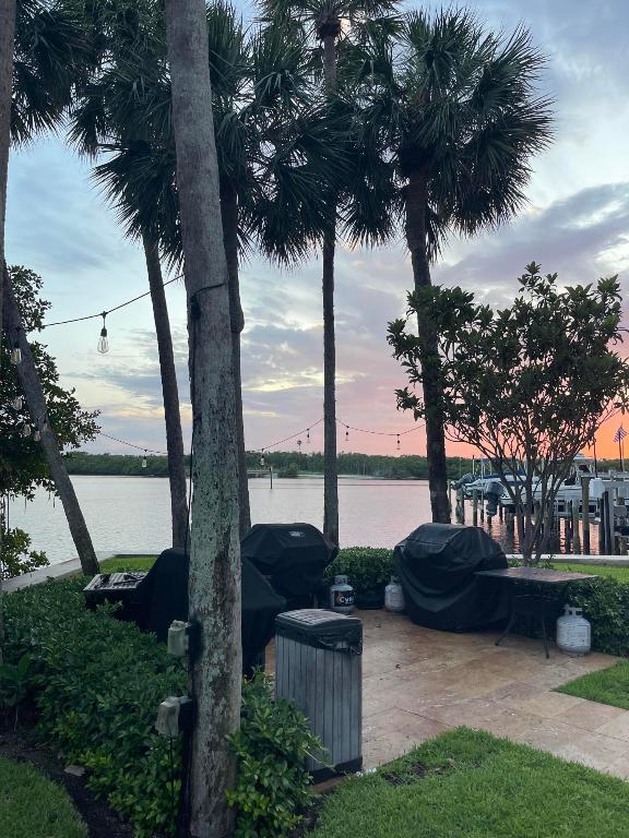 2001 N Ocean Boulevard 301, Boca Raton Unit: 301