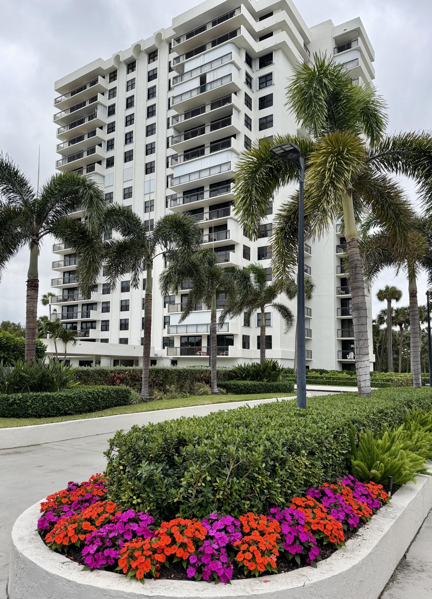 2001 N Ocean Boulevard 301, Boca Raton Unit: 301