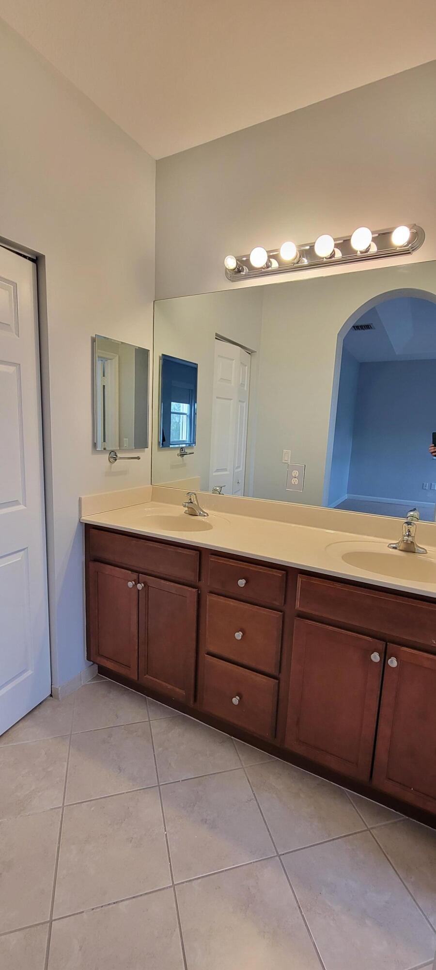 11357 NW 87th Lane, Doral