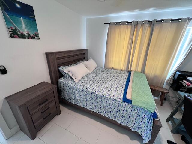 1015 S K Street 1 - Front Unit