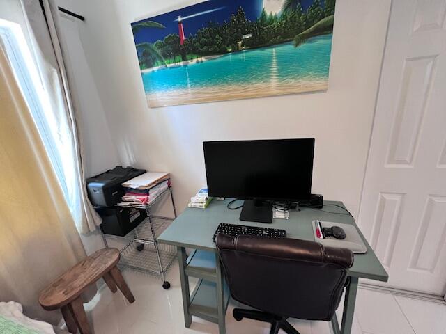 1015 S K Street 1 - Front Unit