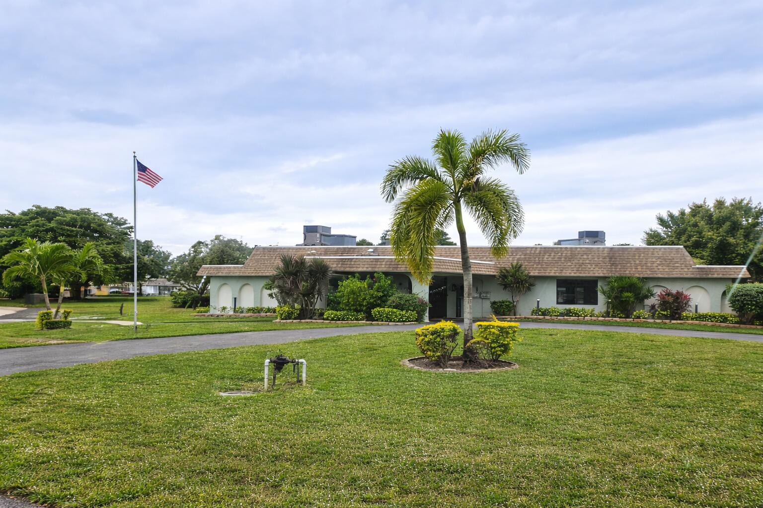 7101 NW 98th Terrace