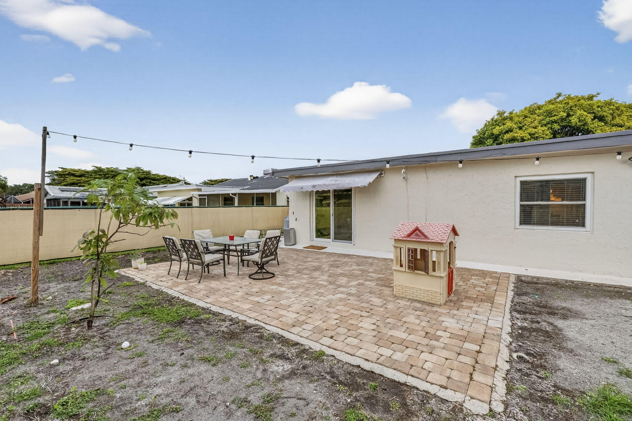 7101 NW 98th Terrace