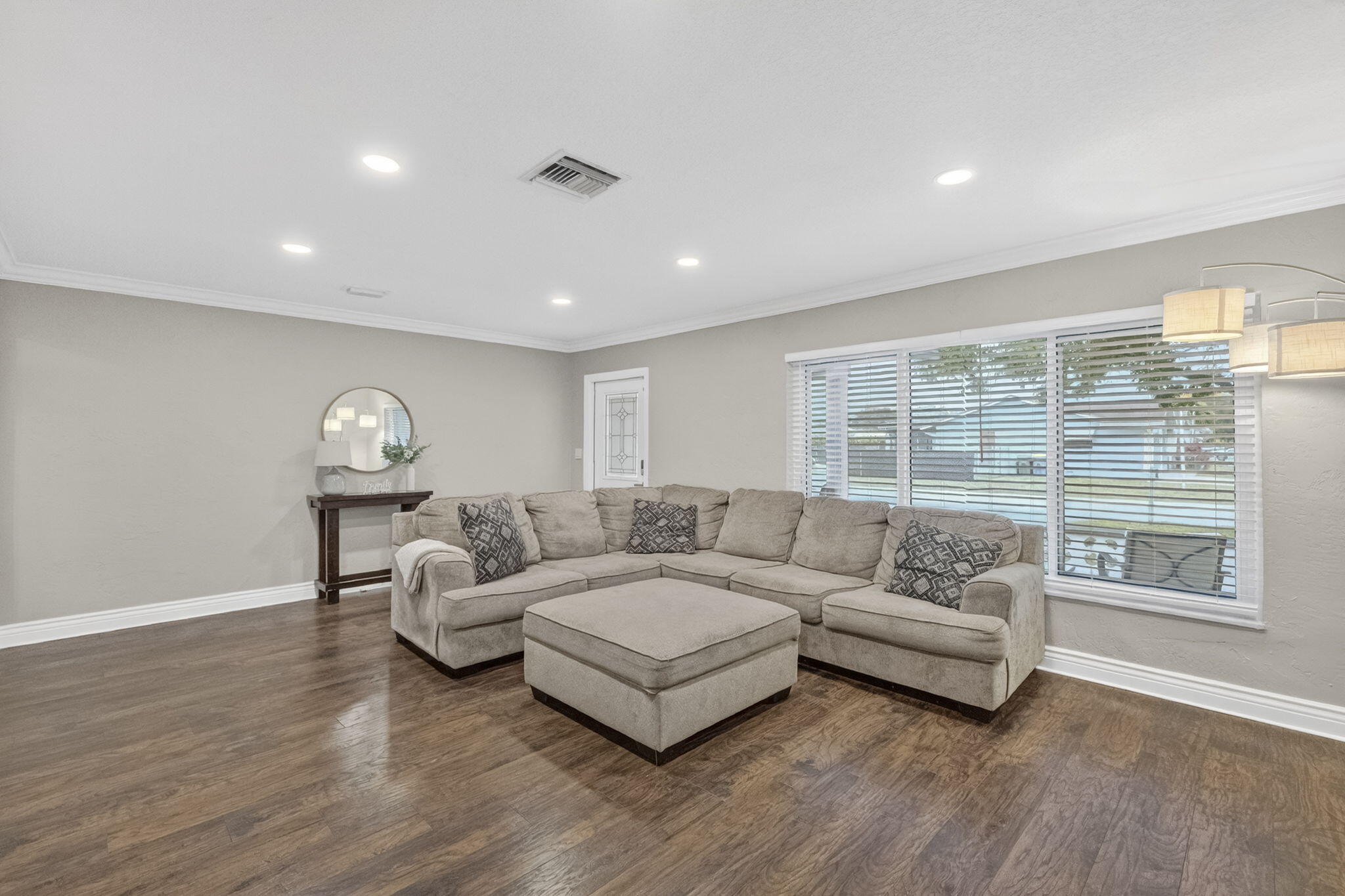 7101 NW 98th Terrace