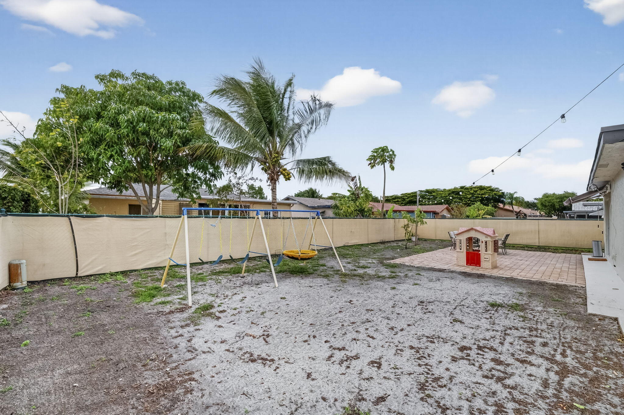 7101 NW 98th Terrace