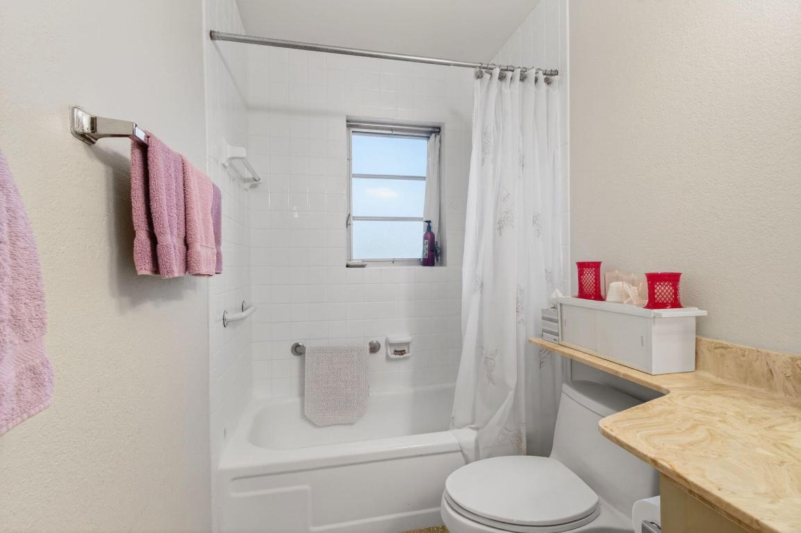 14584 Bonaire Boulevard