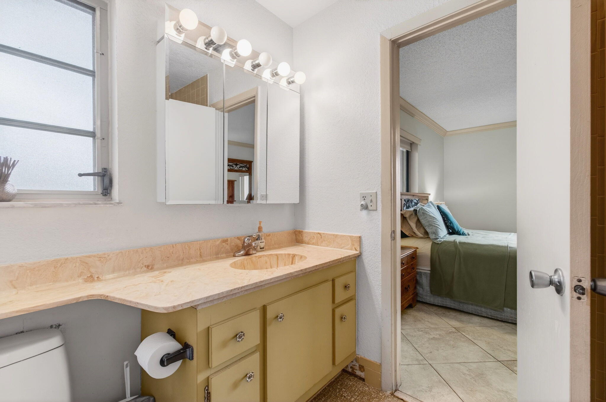 14584 Bonaire Boulevard