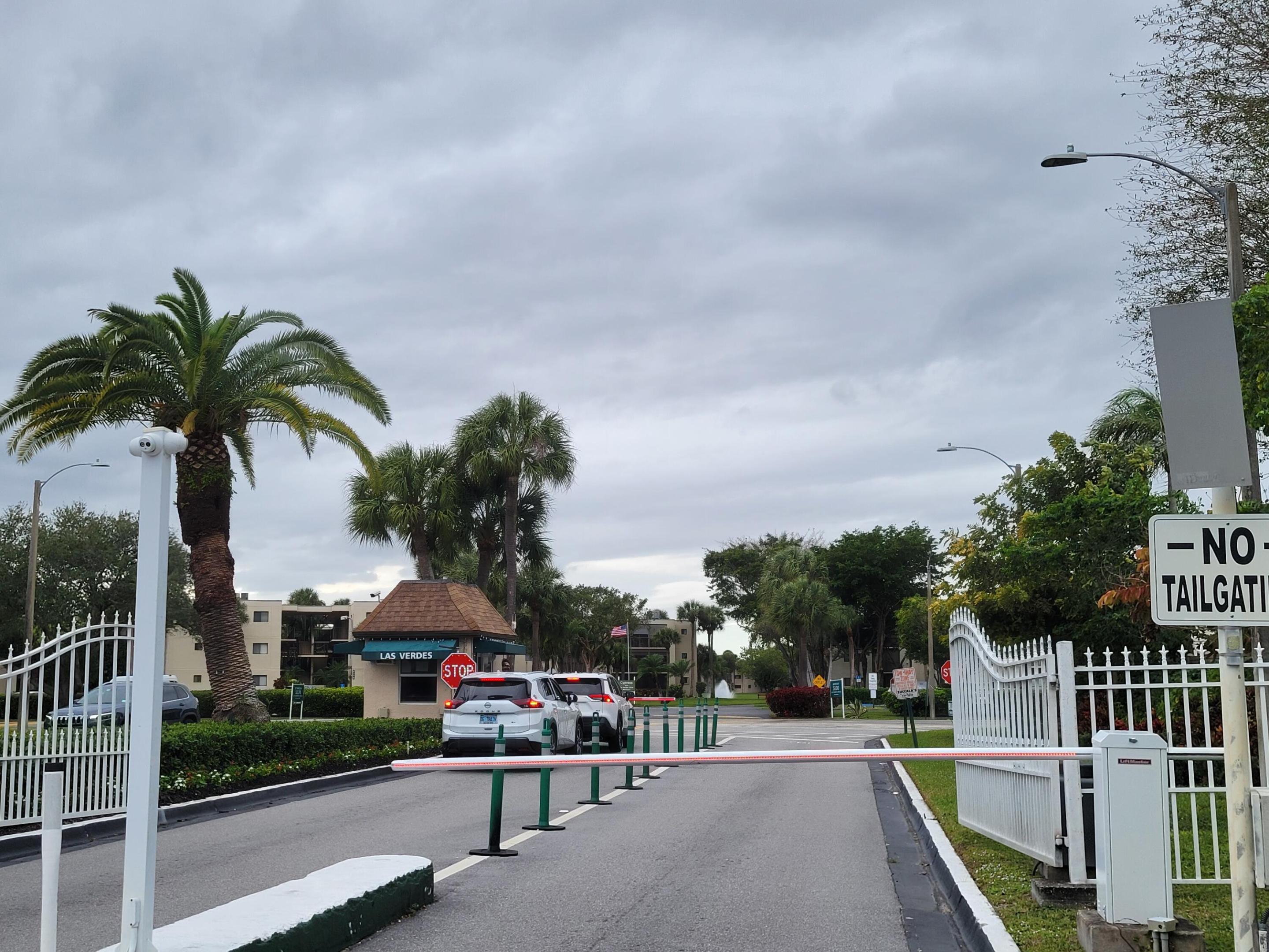 5130 Las Verdes Circle 207