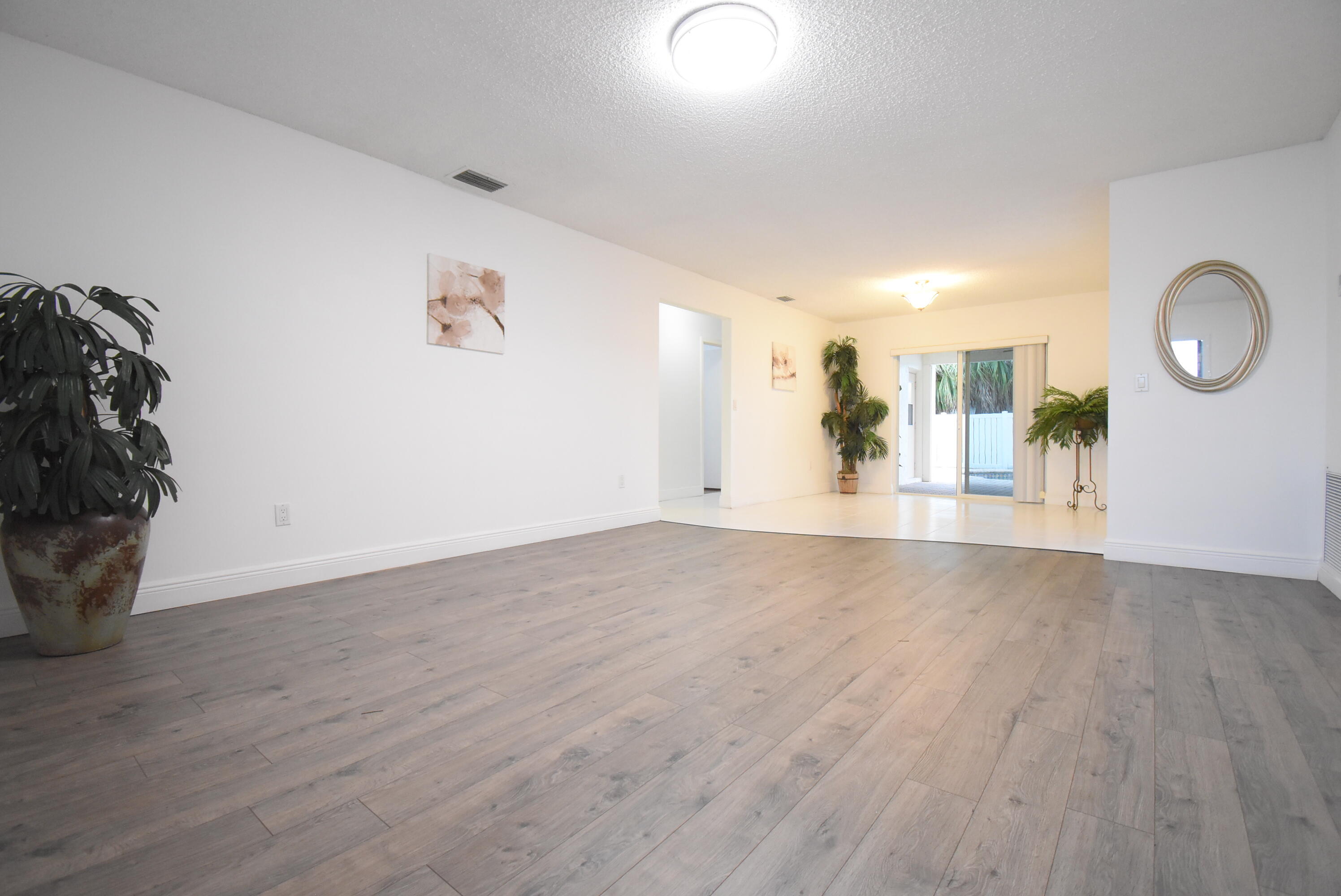 22465 Labrador Street