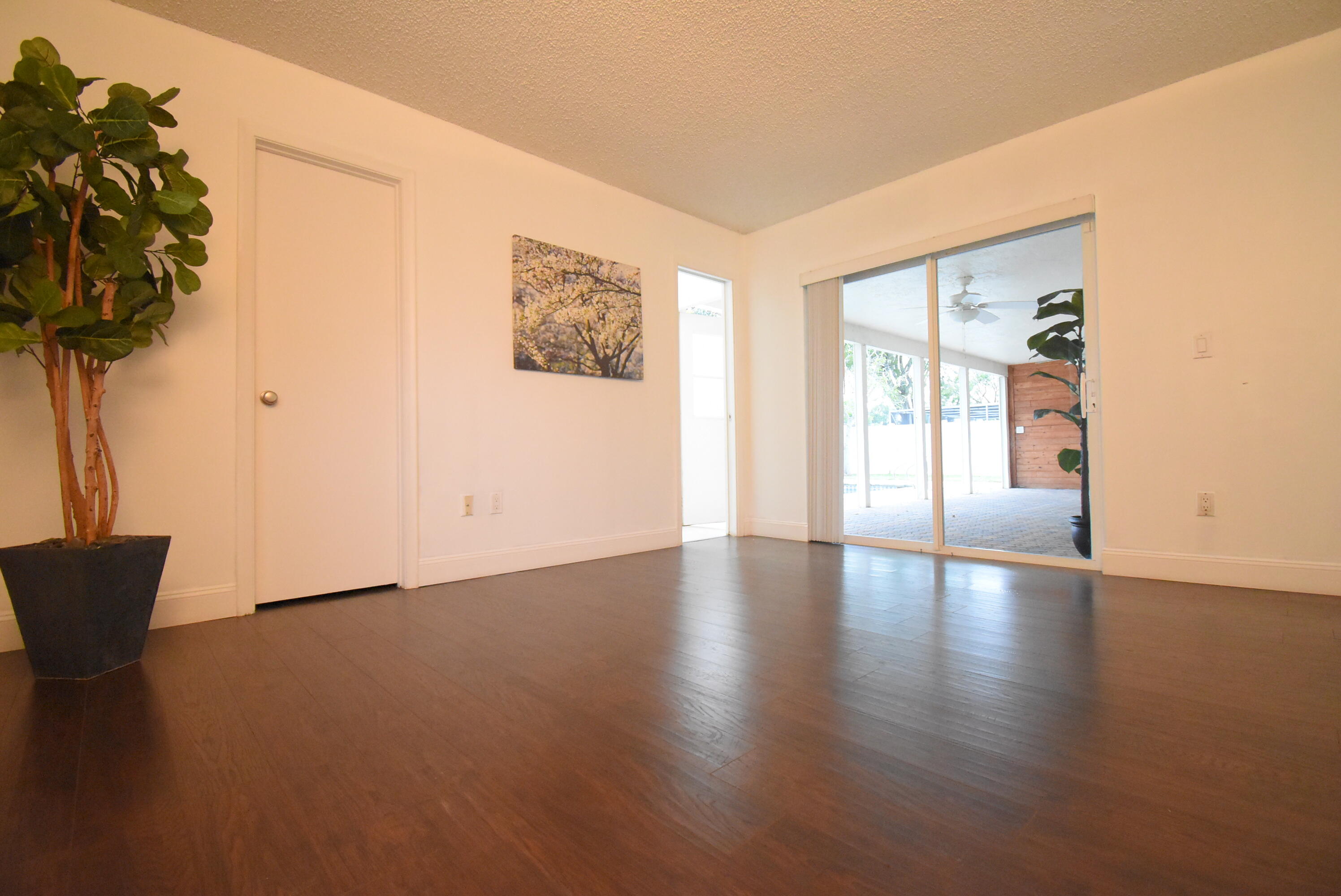 22465 Labrador Street