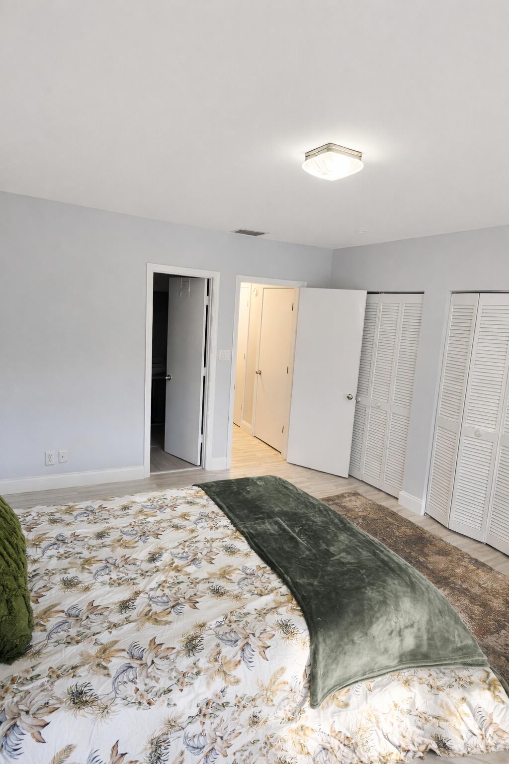 11596 NW 45th Street 4