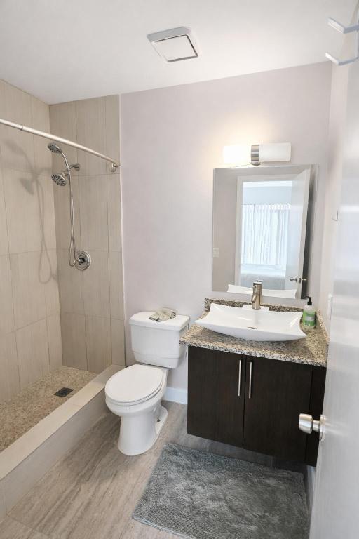 11596 NW 45th Street 4