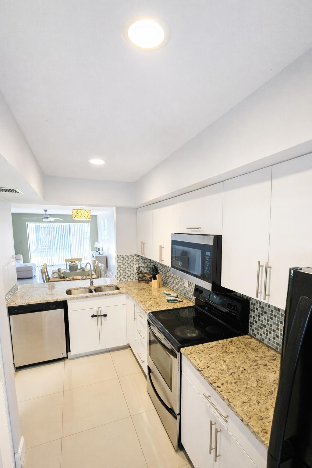 11596 NW 45th Street 4