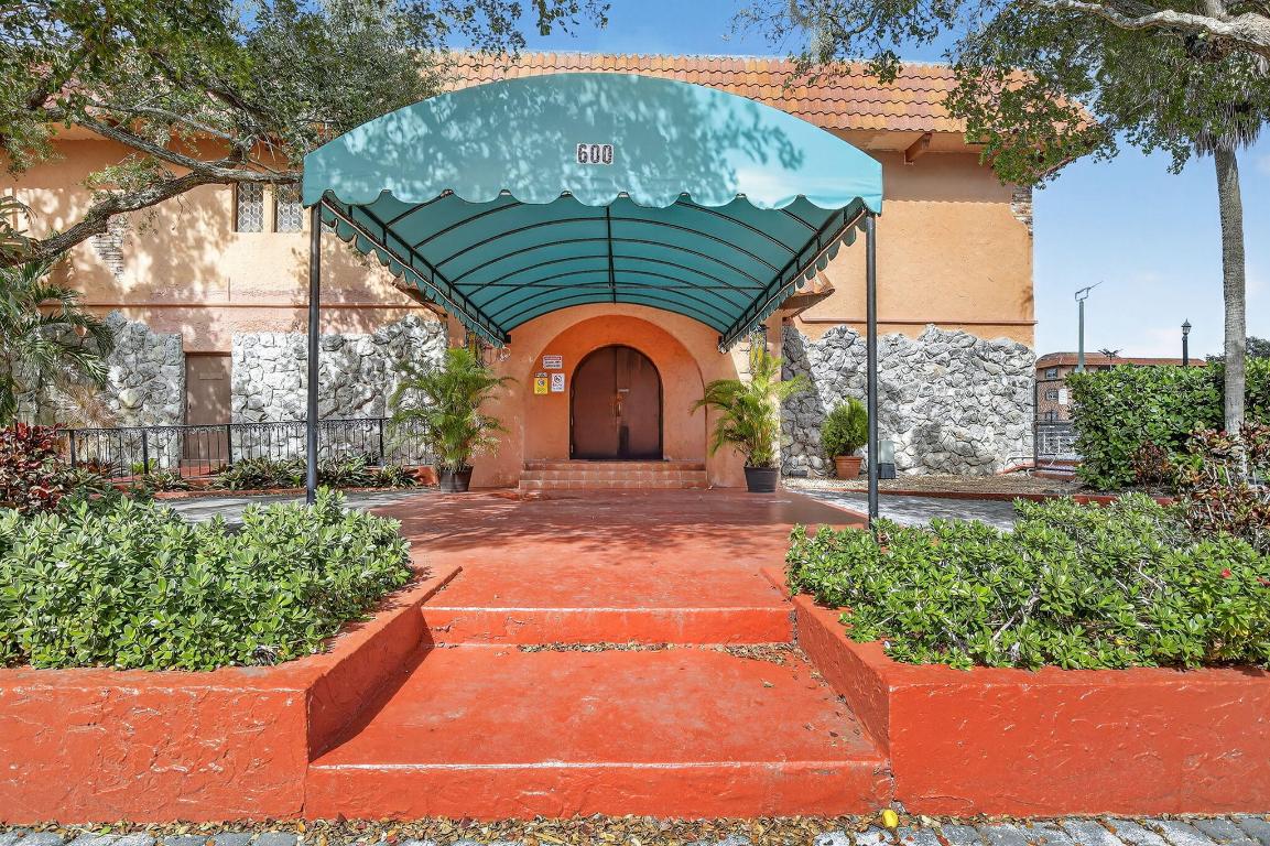 650 Tennis Club Drive 311