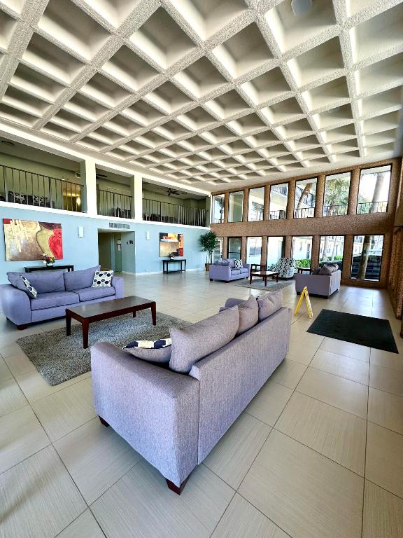 9440 SW 8th Street 109