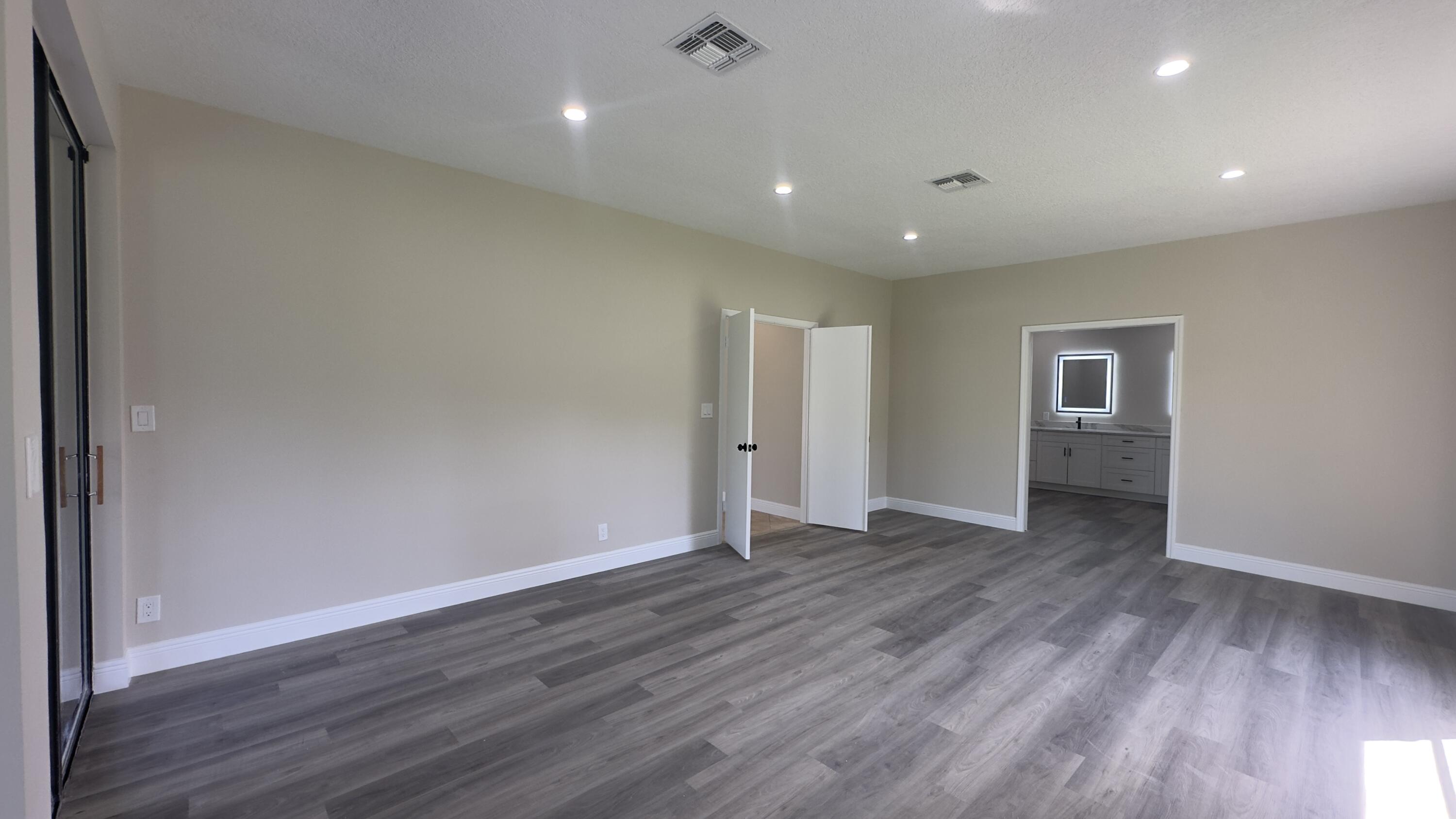 11330 Timberlodge Terrace