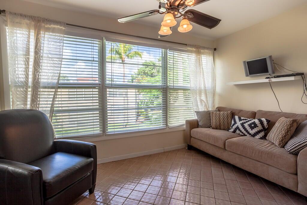 8 Willowbrook Lane 208