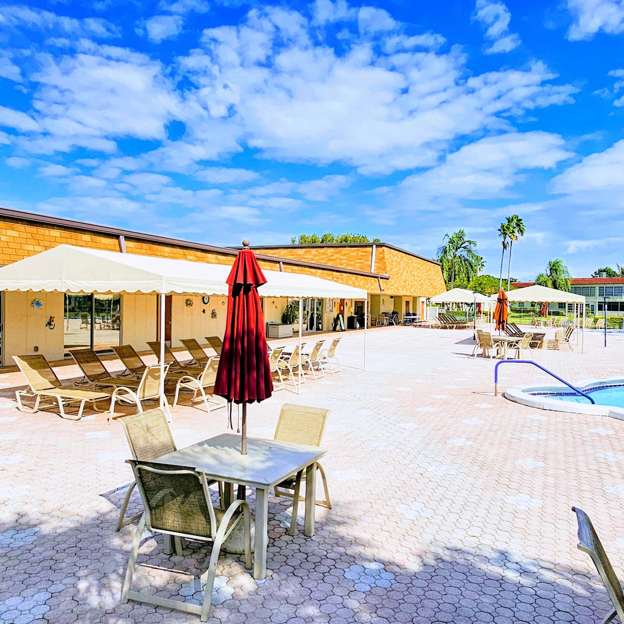 8 Willowbrook Lane 208