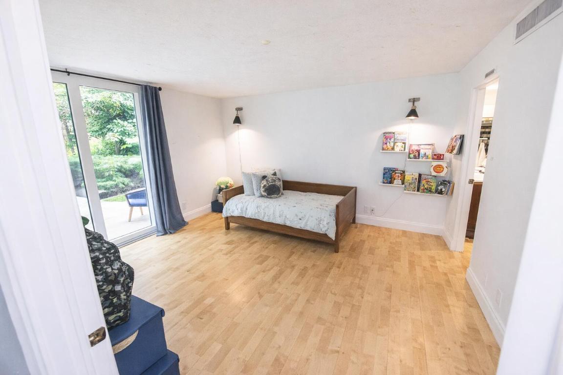 501 SW 11th Place 101