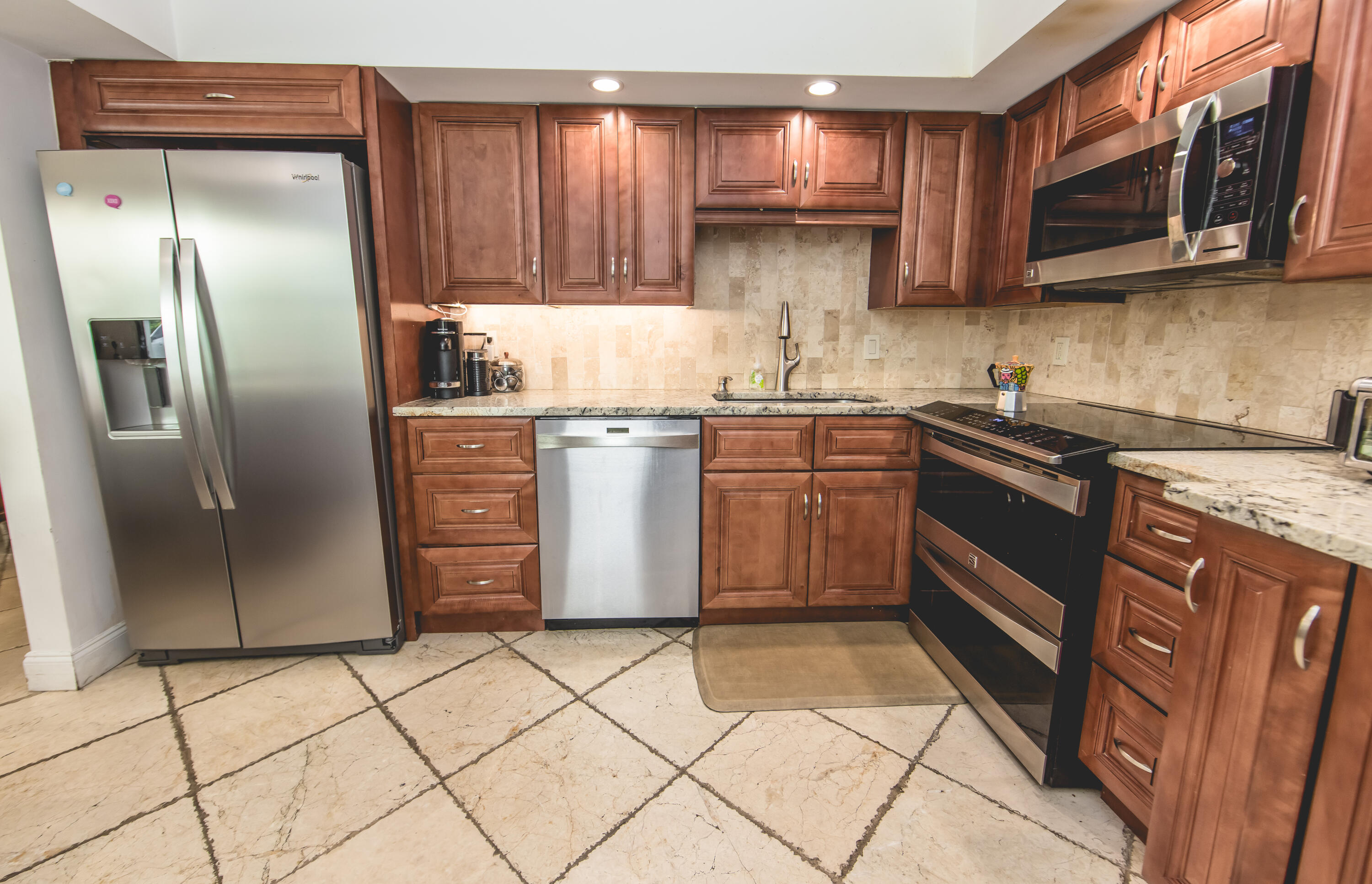 501 SW 11th Place 101
