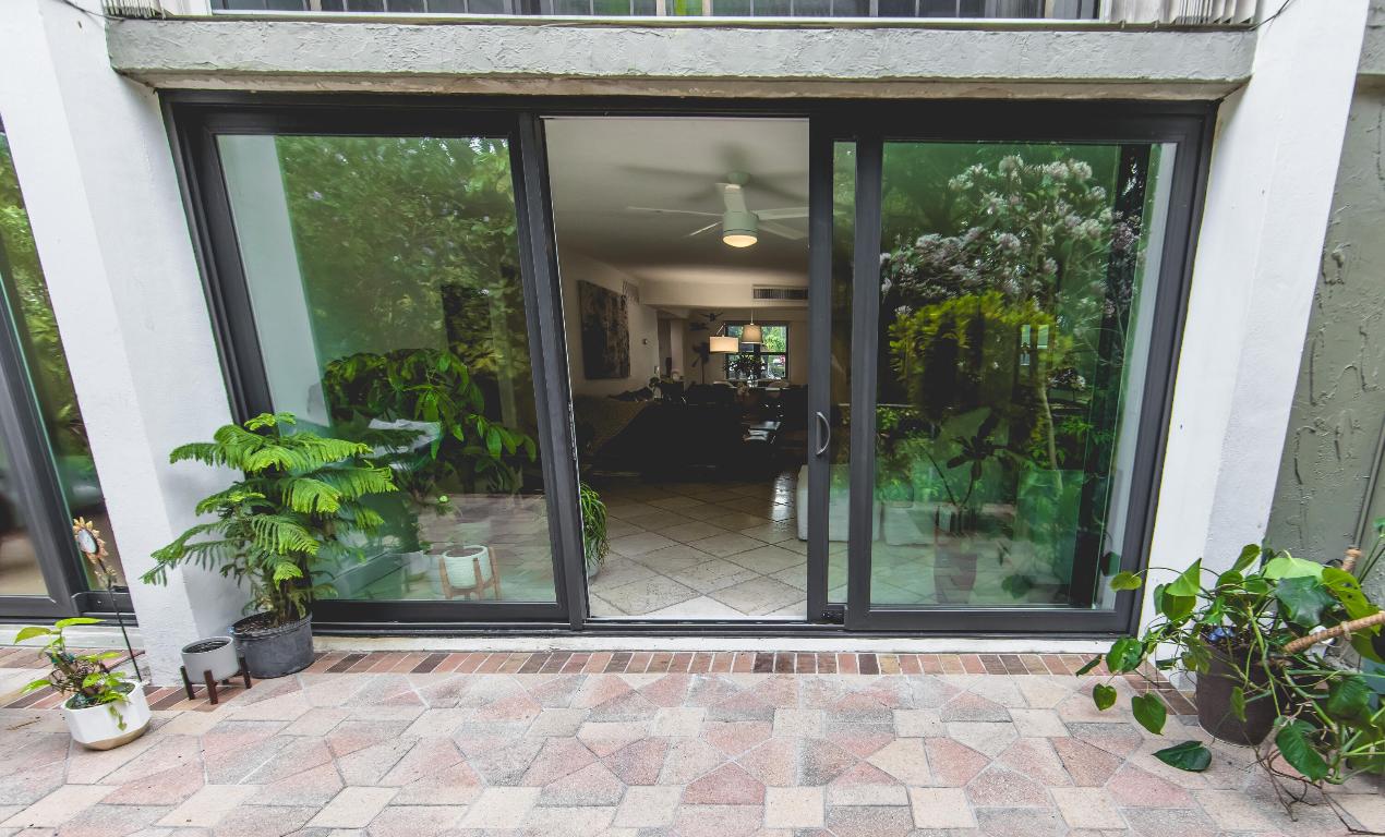 501 SW 11th Place 101