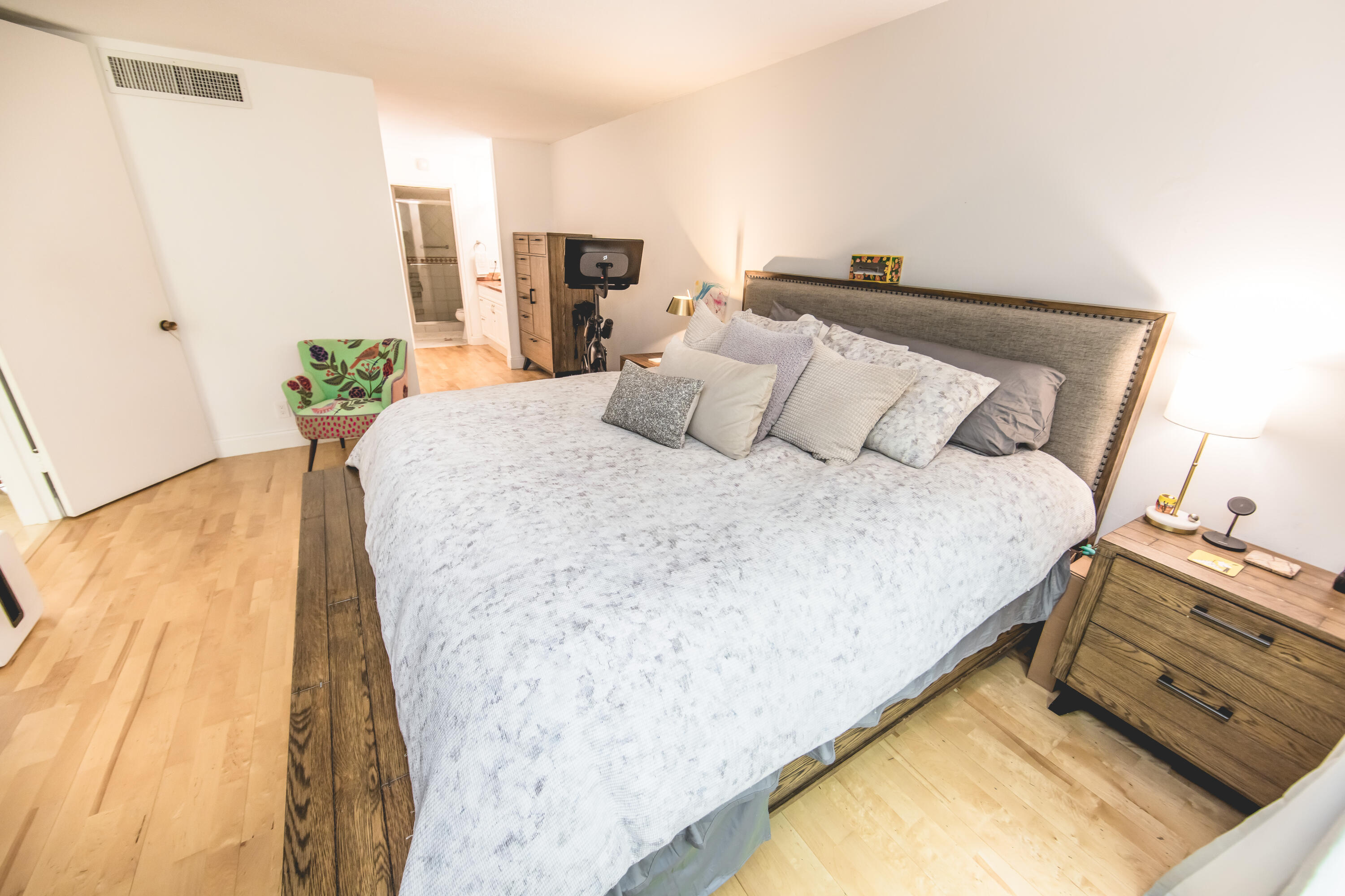 501 SW 11th Place 101