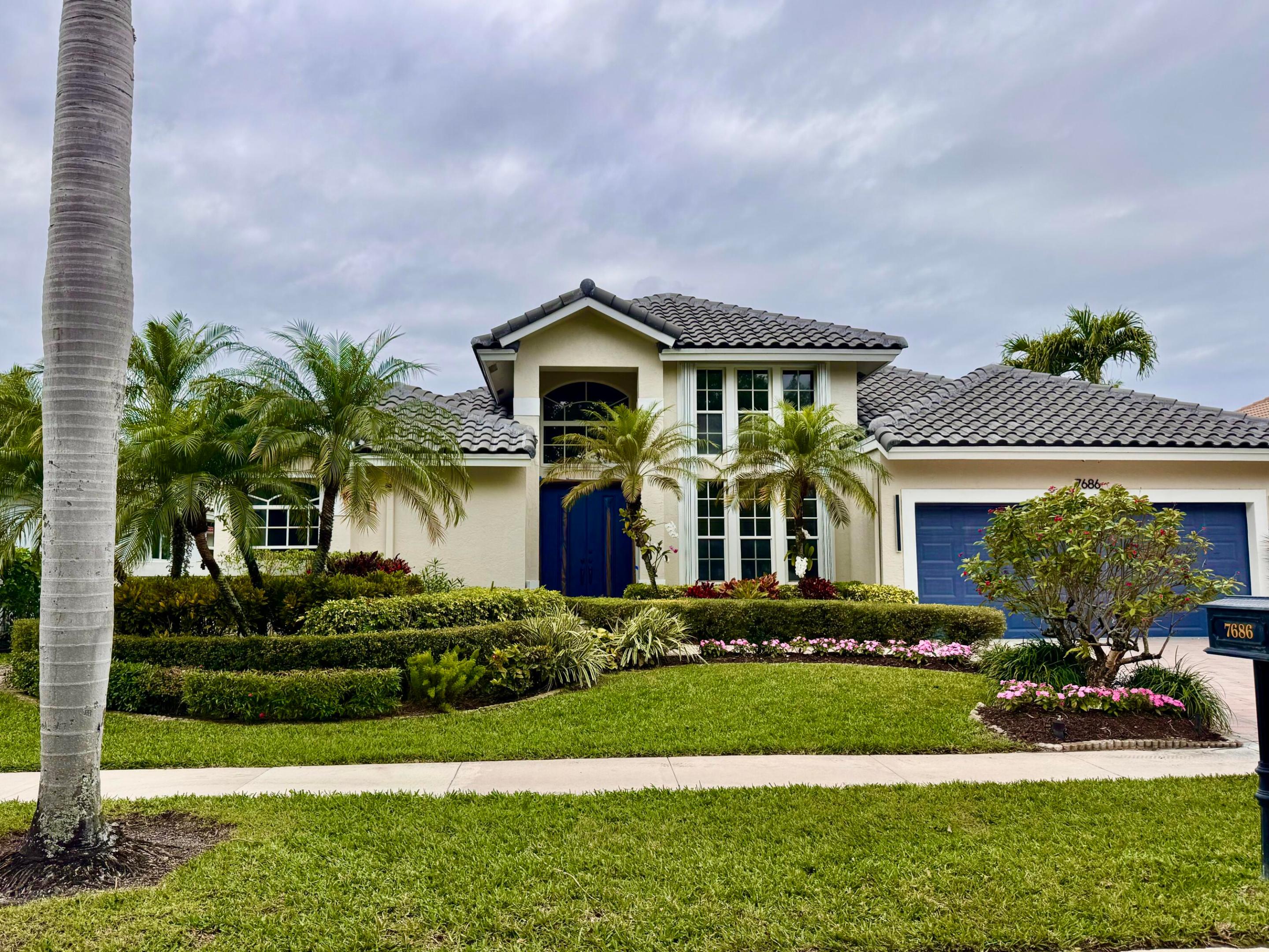 7686 La Corniche Circle