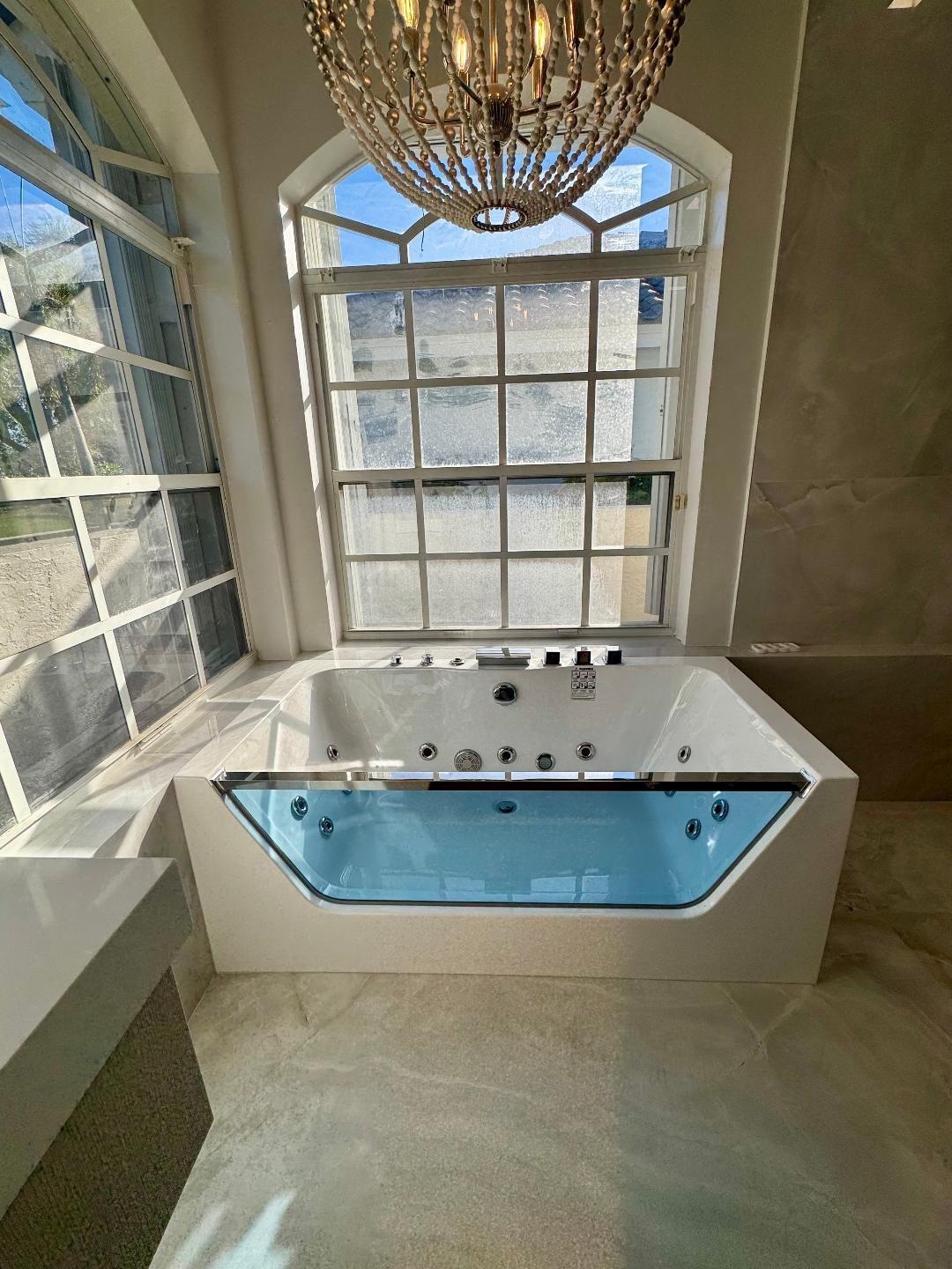 7686 La Corniche Circle