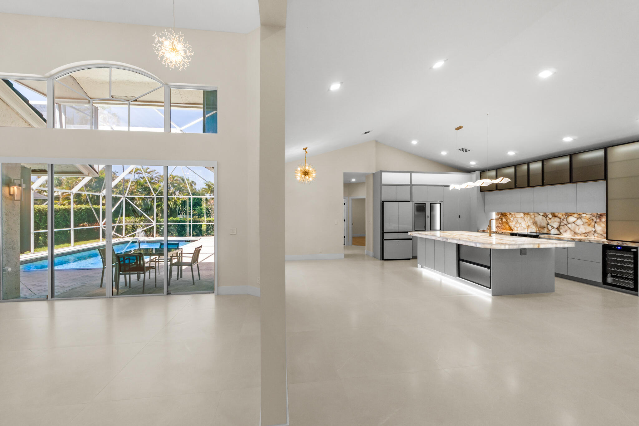 7686 La Corniche Circle