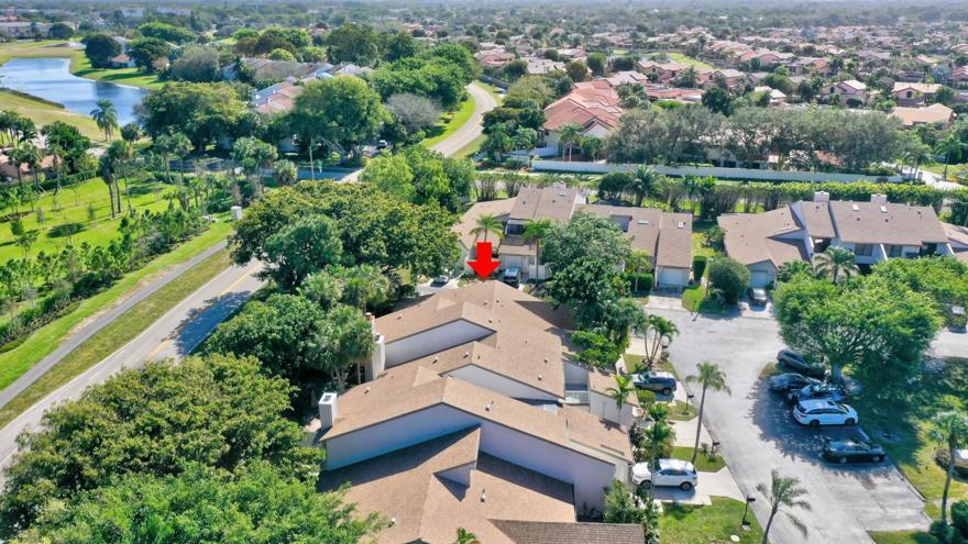 6660 Canary Palm Circle