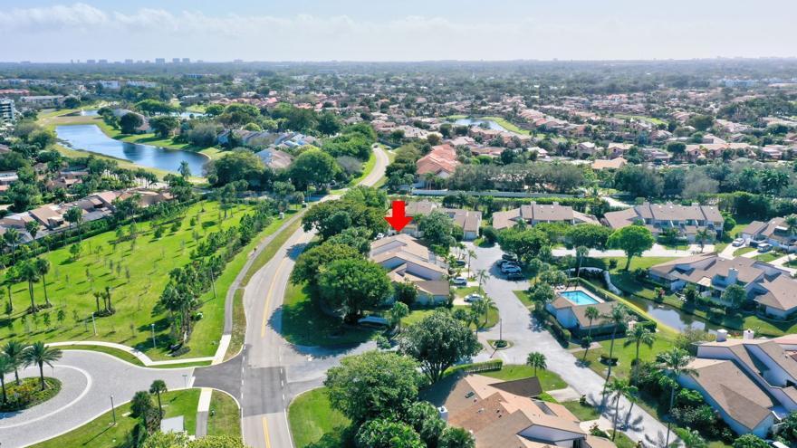 6660 Canary Palm Circle