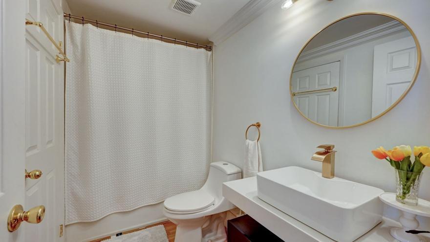 6660 Canary Palm Circle