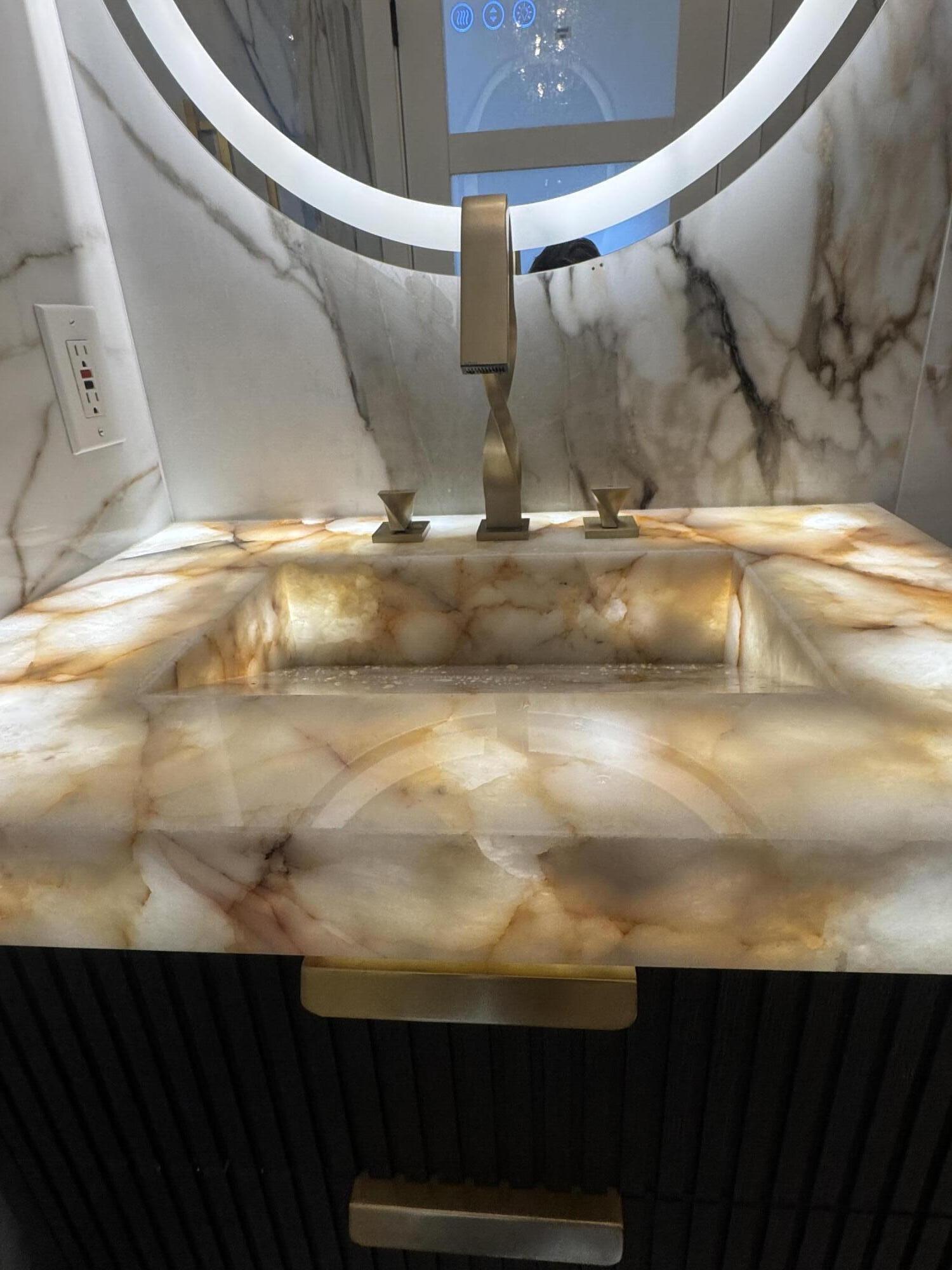 7686 La Corniche Circle