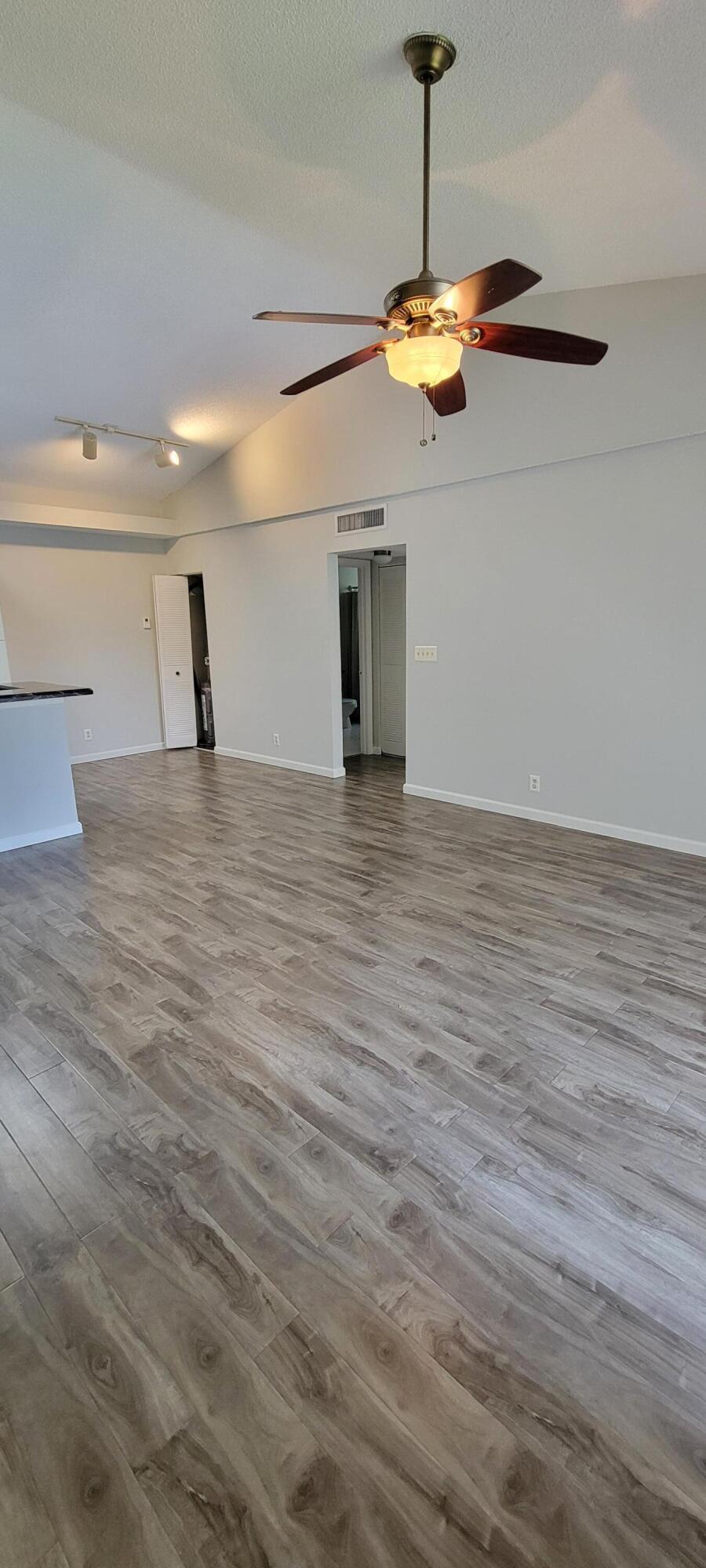 611 Lyons Road 8202